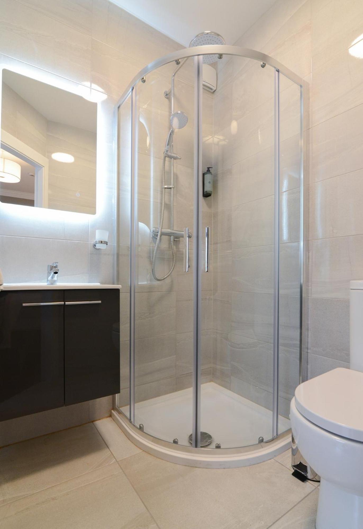 Bed and Breakfast Urban Nest Townhouse Голуэй Экстерьер фото
